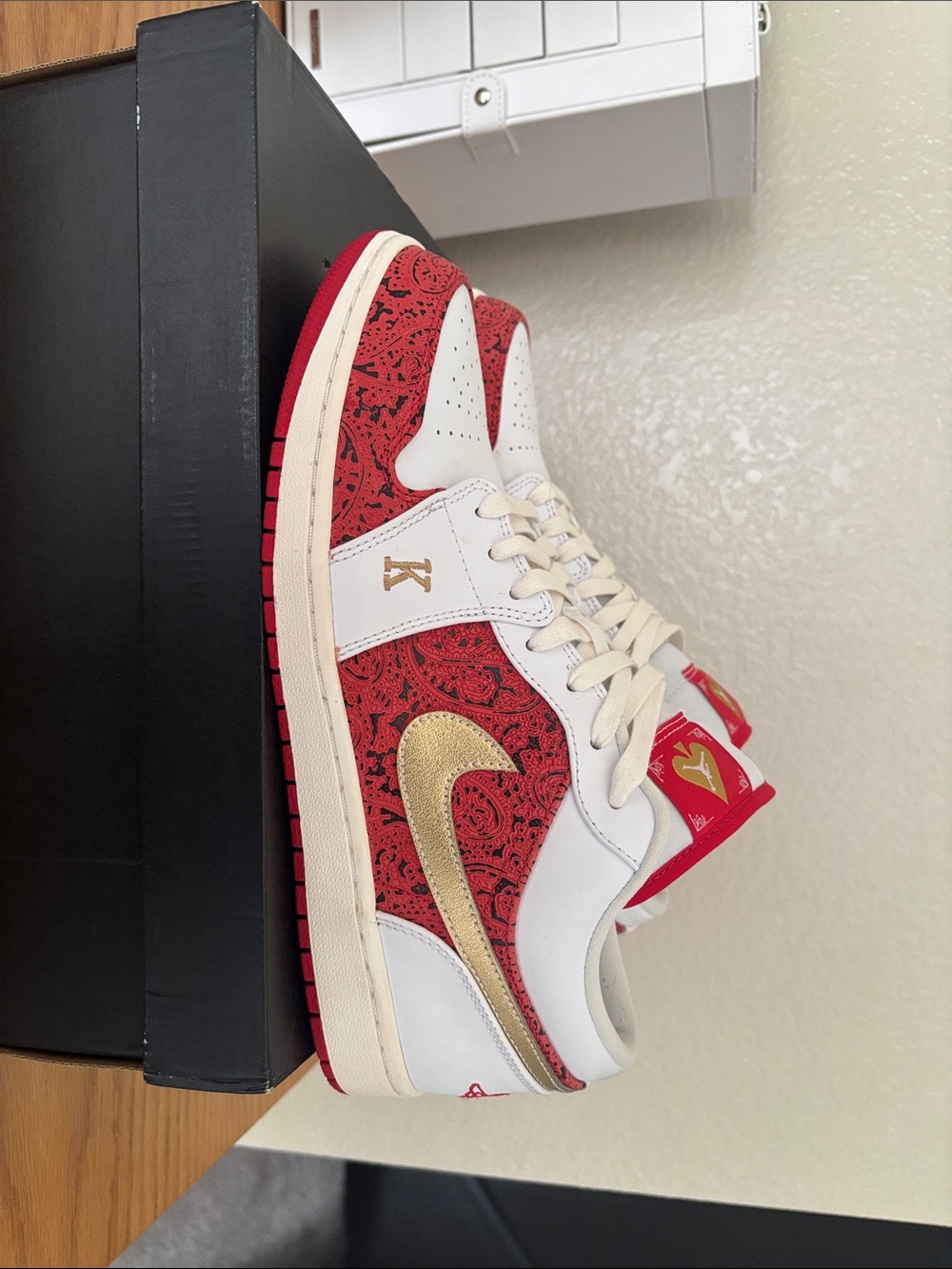 Jordan 1s King&Queen - Picture 3 of 7